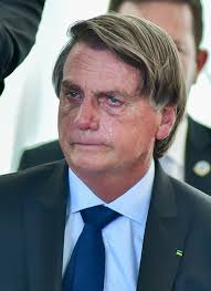 NP__Oficial's tweet photo. 🚨 Política:
Segundo informações preliminares, Bolsonaro chorou no depoimento à PF e disse que aceita qualquer acordo pra não ser preso https://t.co/riYsboLbUT
