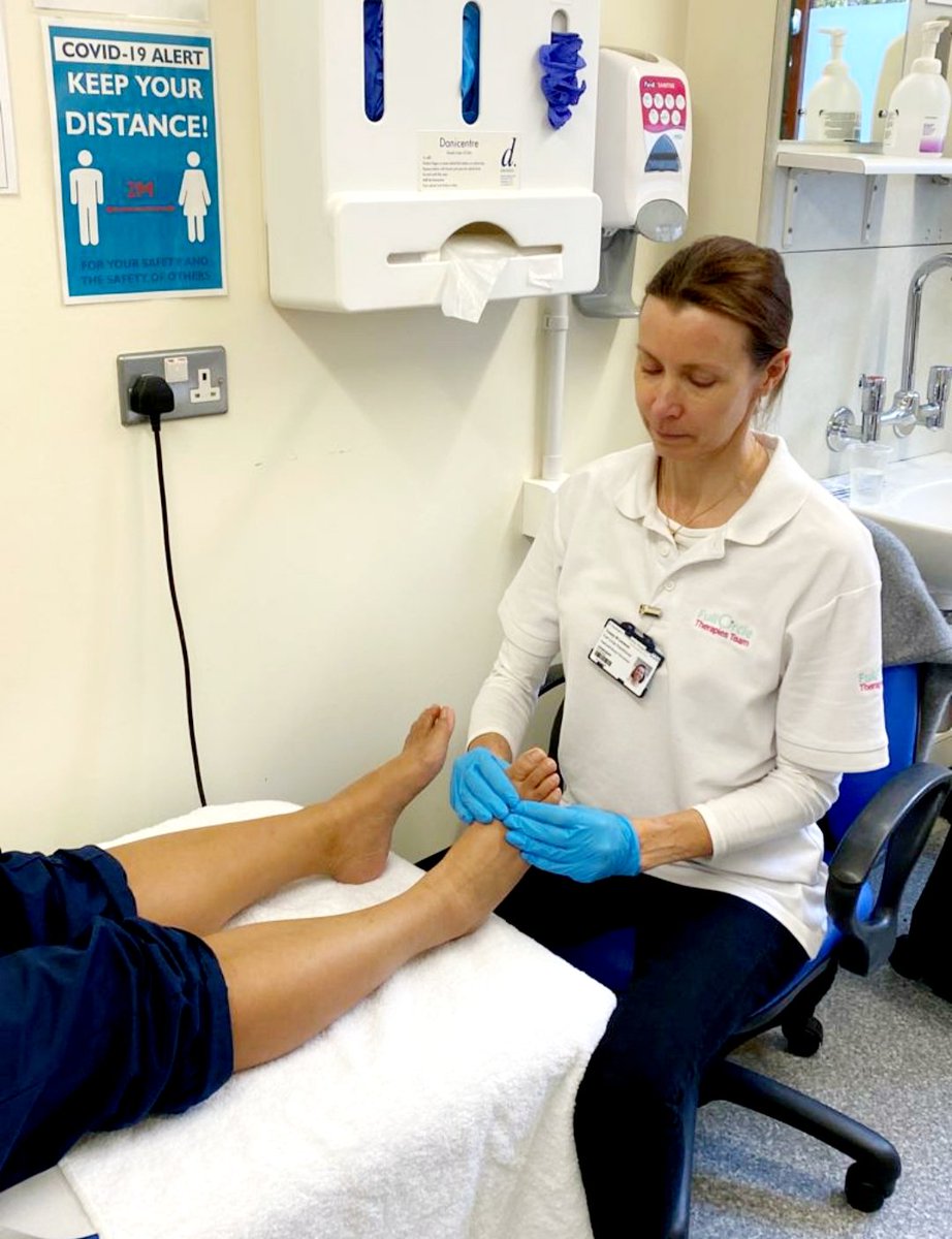 🙌 Last week our fab #TeamFullCircle were out in force again reaching another 36 #NHS staff in #renal #transplant #haematology @StGeorgesTrust #staff #Wellbeing #healthcare #burnout #fullcircleofcare #whenitmattersmost #NeverMoreNeeded 
#remedialmassage #reflexology #reiki