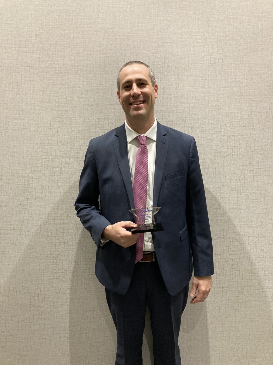 lakeview_fbla's tweet photo. Congratulations to our own, @aaronplasLCS for being awarded a STAR volunteer award! Thank you for all your support towards CTSOs! https://t.co/7oIttZ6ZBL
