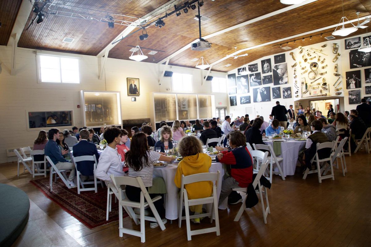 Forman School tweet media