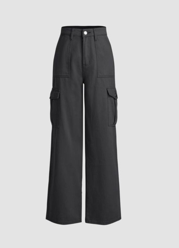 SPUTNIKAI's tweet photo. Los pantalones no mg en este outfit https://t.co/AsVyFTN6xs