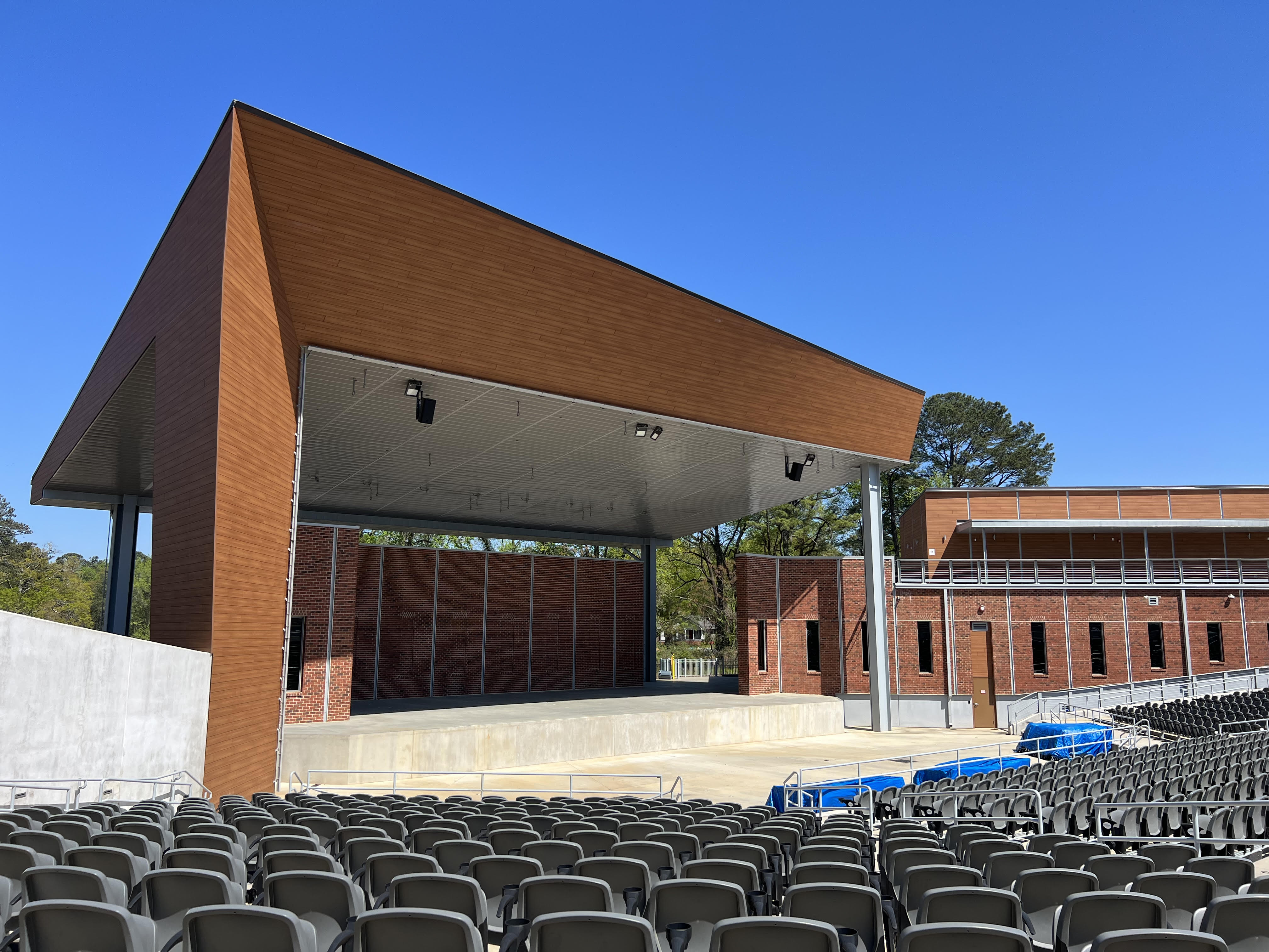 Stockbridge Amphitheater (StockbridgeAmp) / Twitter