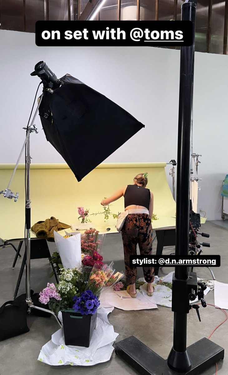 smallgreendoor's tweet image. Creating magic in the studio never felt so good! 💫🎨 Our team had a blast bringing this project to life, and we can&apos;t wait to share it with you. Stay tuned for more behind-the-scenes peeks into our creative process! #SmallGreenDoor #StudioFun #CreativityAtWork&quot;