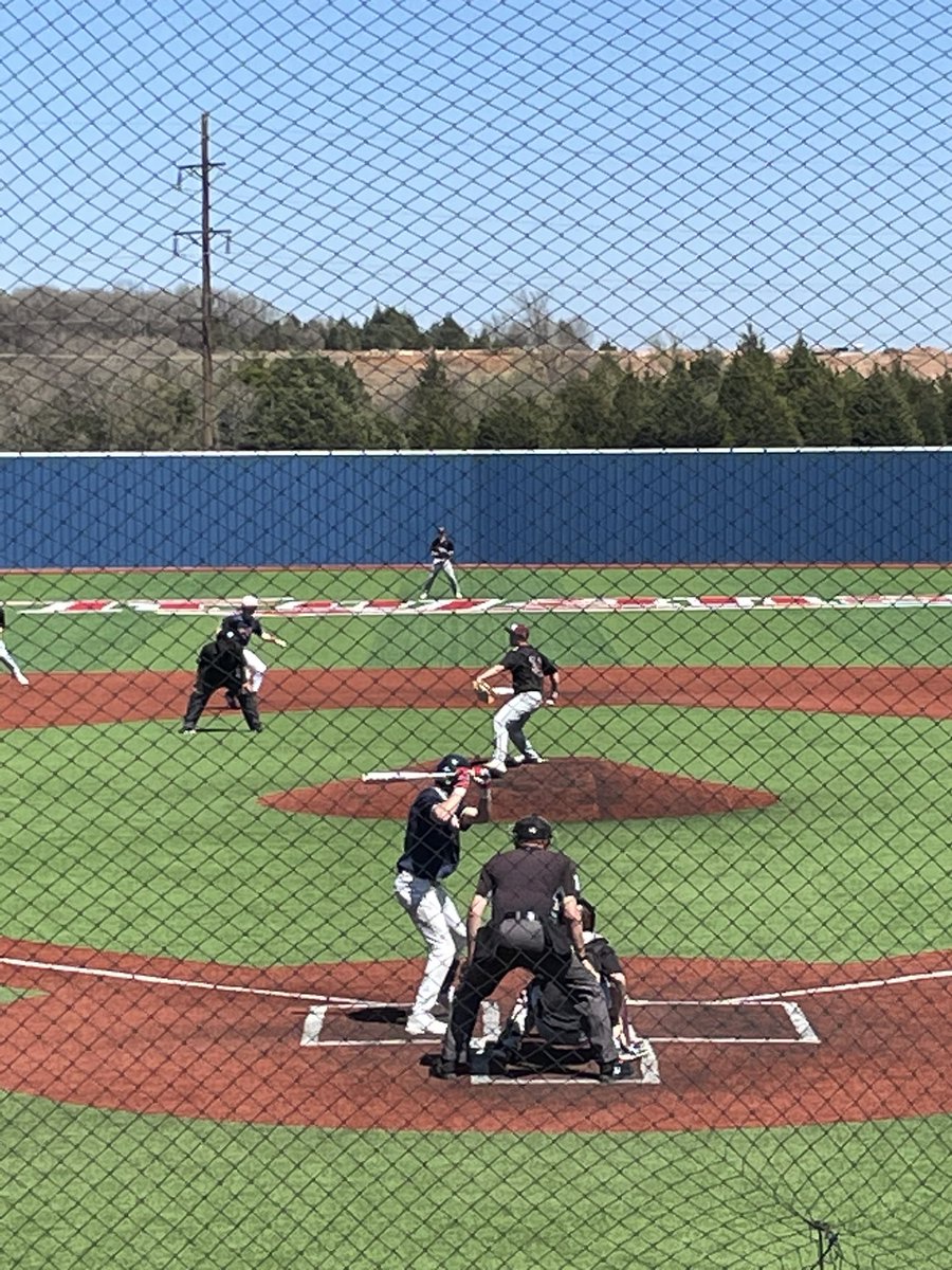 Fun afternoon of ⚾️ in OK with former Falcons! Bleacher Buddies for life! <a href="/ConnorFlem3/">Connor Fleming</a> <a href="/blake_stracke/">Blake Stracke</a> <a href="/stracke28/">Tammy Stracke</a> <a href="/TCFalconBsb/">Timber Creek Falcon Baseball</a>