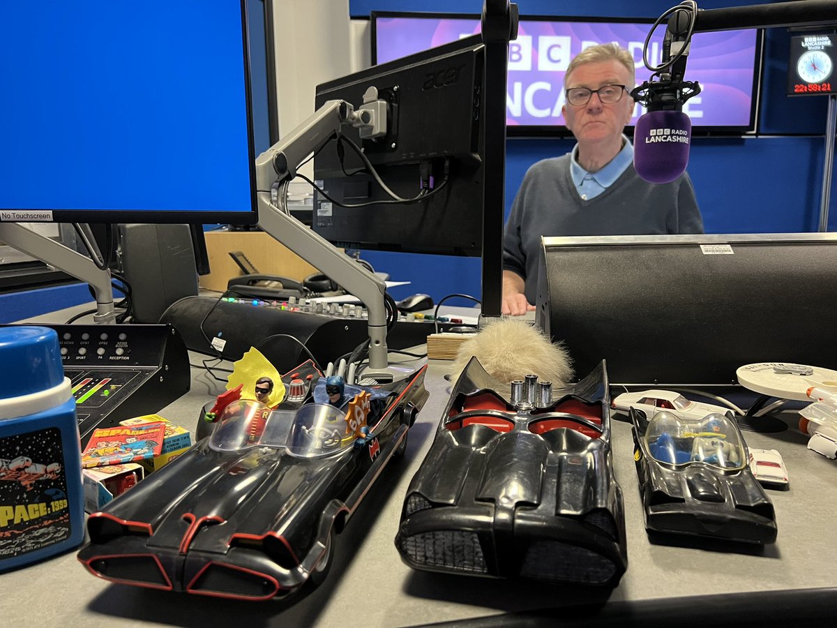 BrooksCollector's tweet photo. @Gillylancs @AndrewDowbiggin @writewyattuk @BlueMasquer @bootlegbars Thank you as always for having me on your show ! It was great catching up and talking toys ! See you soon ! M https://t.co/sgZLhCziYR