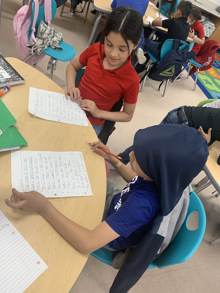 Miss_Santillana's tweet photo. Peer editing each others writing βοΈ #writing #editing #peerediting #tisd https://t.co/WTbjmpViQ4