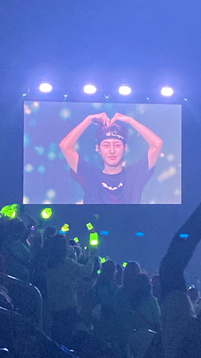 luviesjoy_'s tweet photo. 💚yoooo dream💚
#THEDREAMSHOW2_in_BERLIN
#NCTDREAM_THEDREAMSHOW2_in_BERLIN
#NCTDREAMberlin https://t.co/aLLM0fgRBc
