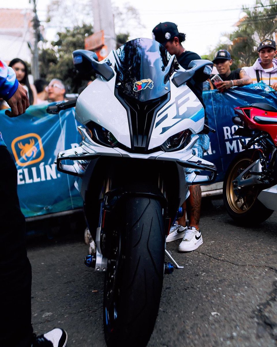 574 Studio tweet media