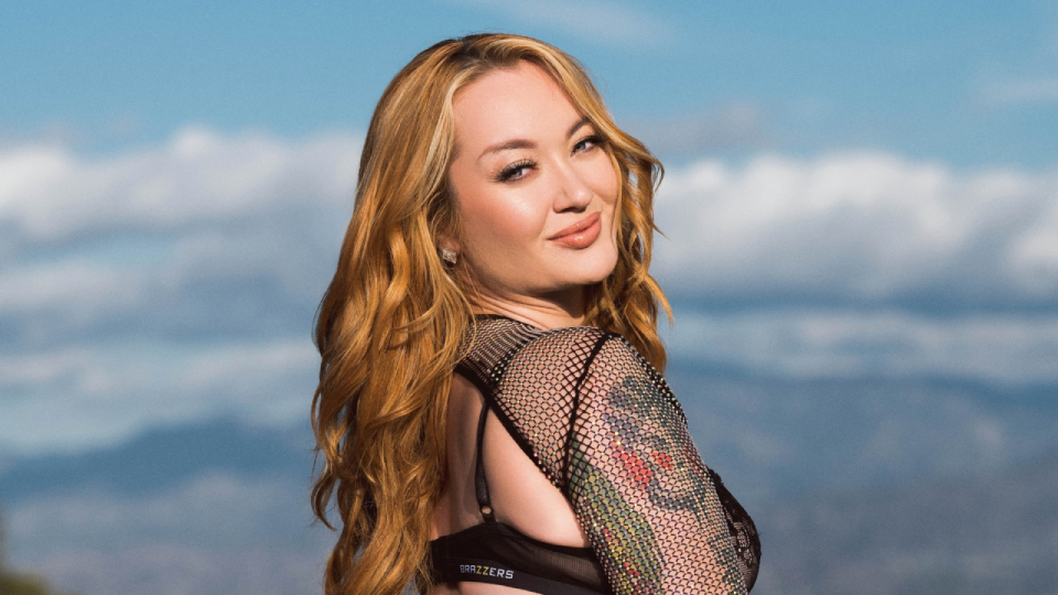 XBIZ on Twitter: "Emma Magnolia Makes Studio Debut for Brazzers