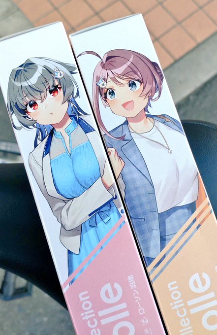 配置をずらすと姉妹でいちゃついてるように見える🐳🐋 