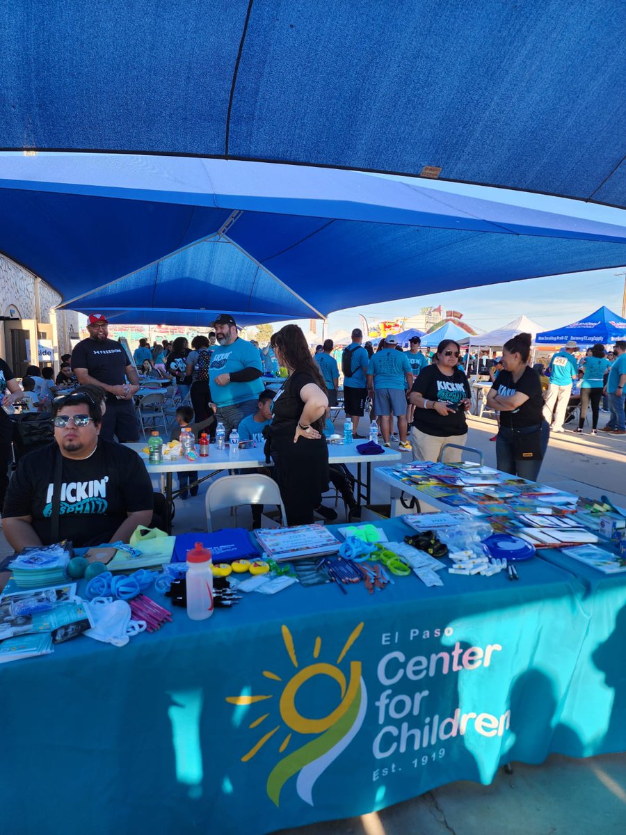 LBorschow's tweet photo. Audit team members Esmeralda Brown, Lessly Garcia, &amp; Melissa Rios represented Lauterbach, Borschow &amp; Co. at the @EPCCINC's Kickin' Asphalt 5k fundraiser this past Saturday! 🏃‍♀️🏁

Lauterbach was a proud Gold-level event sponsor. The race raised over $38,000 for The Center! 🥳 https://t.co/1aiSKIGo5x