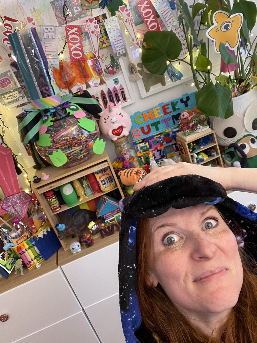 artinjest's tweet image. APRIL IT IS APRIL I AM OUT OF FRANNEX ANNEXES WHAT HAS GOTTEN I TO YOU GOBLINS APRIL ELEVEN MORE STREAMS THIS IS UNREASONABLE *flails*
#icannot #thisisagongshow