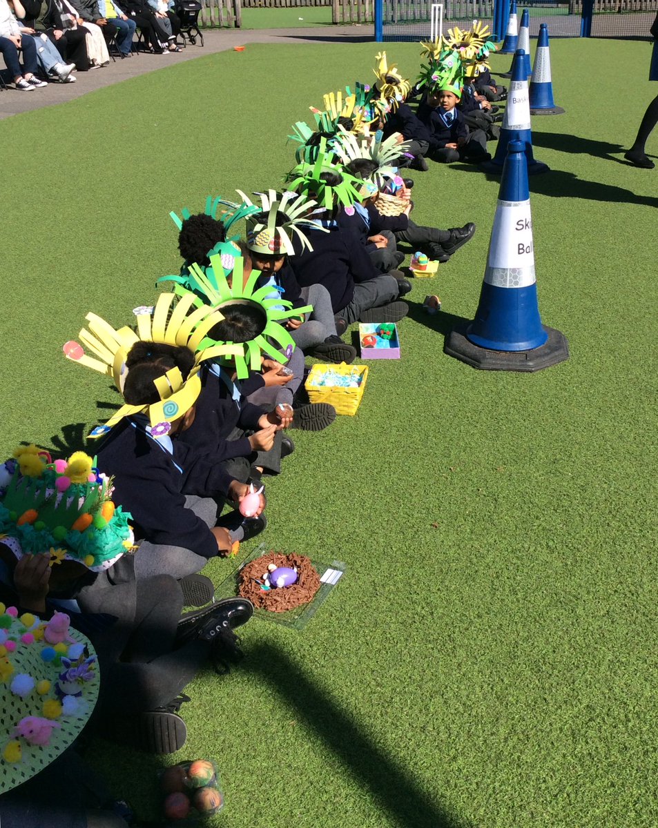 St_Josephs_RC's tweet photo. Nursery: We had so much fun on our Easter Bonnets parade🥰
#EYFS #EYFoundation #Easter2023 #eastereggs #Easterbonnetparade #funtimes #goodvibes https://t.co/zA5GB32qhT