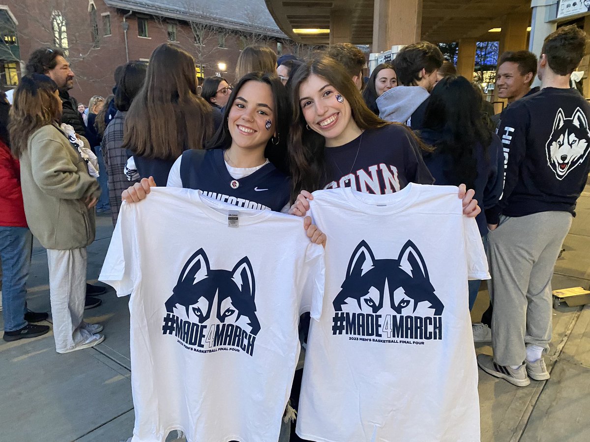 The 500-plus person crowd here got WILD when they started handing out free shirts for tonight