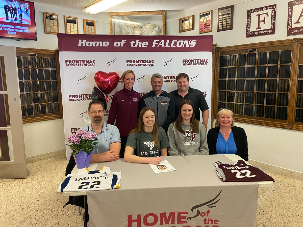kingstonimpact's tweet photo. Congratulations to Jessie Dean-Savage on signing day! ⁦@FSSprops⁩ ⁦@GeeGeesWBB⁩ https://t.co/bvNDPevZlz
