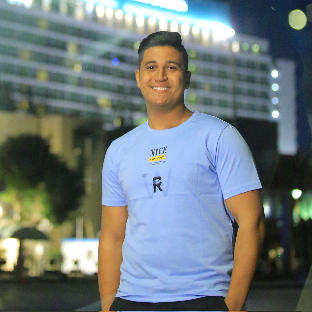 RemonAd95088662's tweet photo. #صورة_ملف_شخصي_جديدة https://t.co/1i0sxEytN6