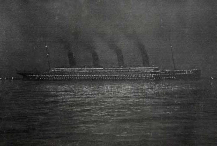 #TodayInHistory April 10, 1912 The Titanic ablaze with lights heading out of Cherbourg harbour at 8pm. 22 passengers disembarked and 274 additional passengers embarked