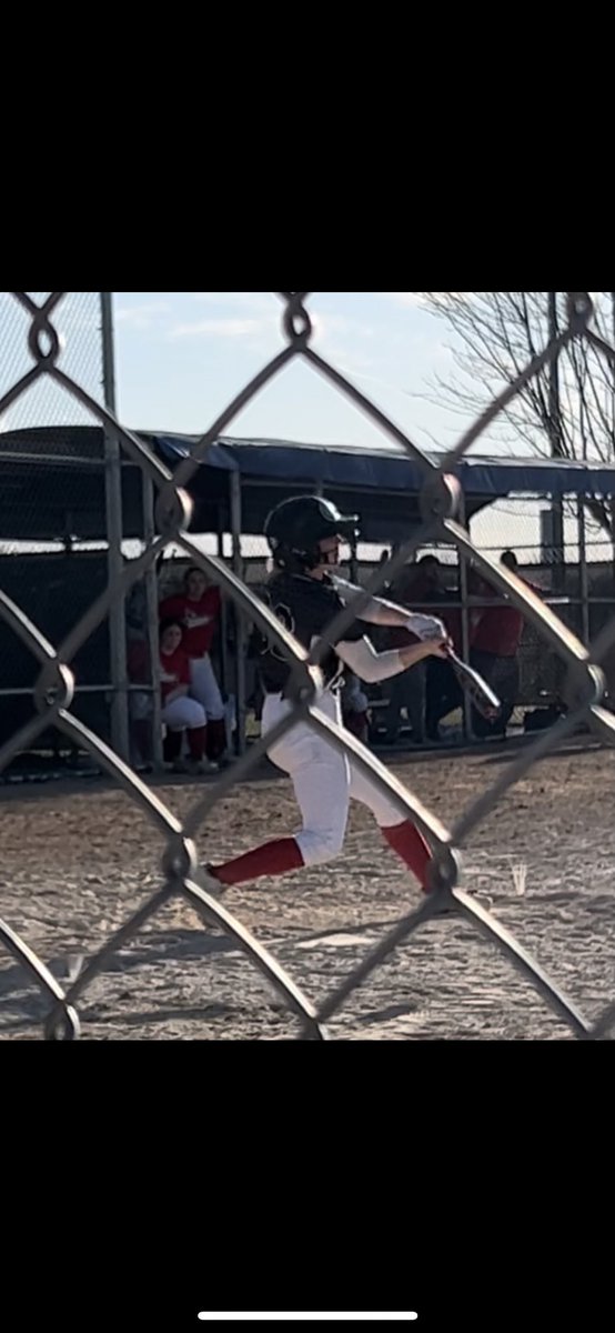 Got back on the dirt this weekend subbing for the Spartans. I had a solid weekend as I hit .500 going 4 for 8 with a double and triple. In the field I played shortstop, 2nd base, and left field with no errors at all.
Here are my hits, and some plays I made
youtu.be/X3Er4dHkYcY