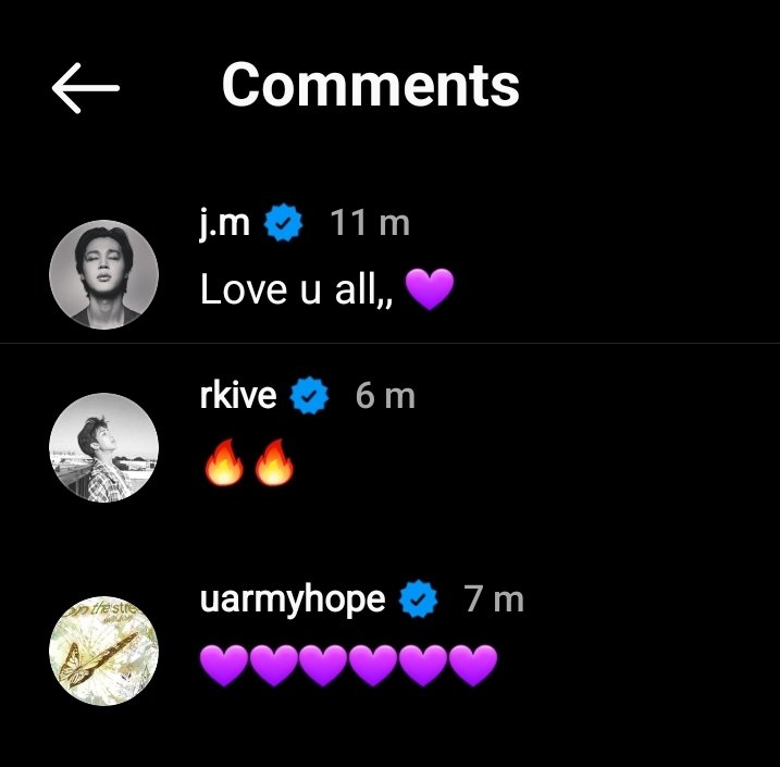 btstrackss's tweet photo. mi lado morado vive feliz viendo como los bts SÍ se aman a diferencia de otros grupos, viva la familia, viva el amor, viva los tatuajes de la amistad, viva bangtan sonyeondan https://t.co/0wDPoZVOe6