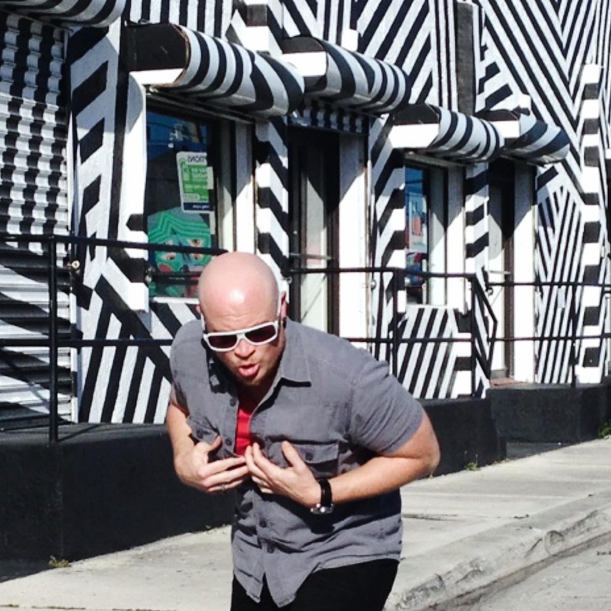 beatfreq's tweet photo. We love you! https://t.co/FyF5Vvmucc