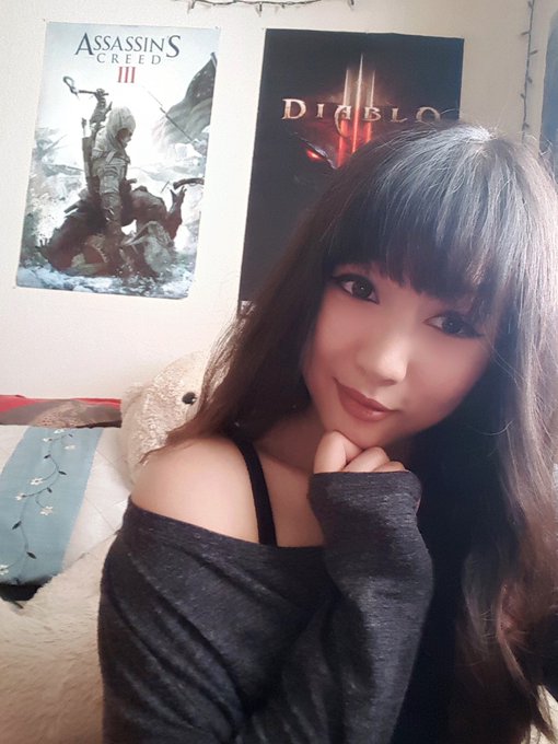 1 pic. 6 years ago to now…. the full UwU effect https://t.co/CfETS1ohRM