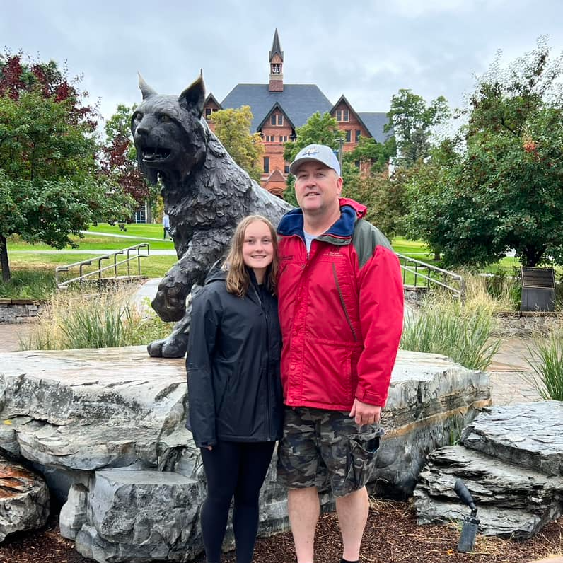MTStateAlumni's tweet photo. Spirit is such an important landmark on our
campus. It's no surprise it's one of the most
photographed areas at MSU!
What do you think is the most photogenic spot on
campus? Comment down below!
πΈ: Gloria Stein
#Caturday #msuaf https://t.co/VTe0mGIsfF
