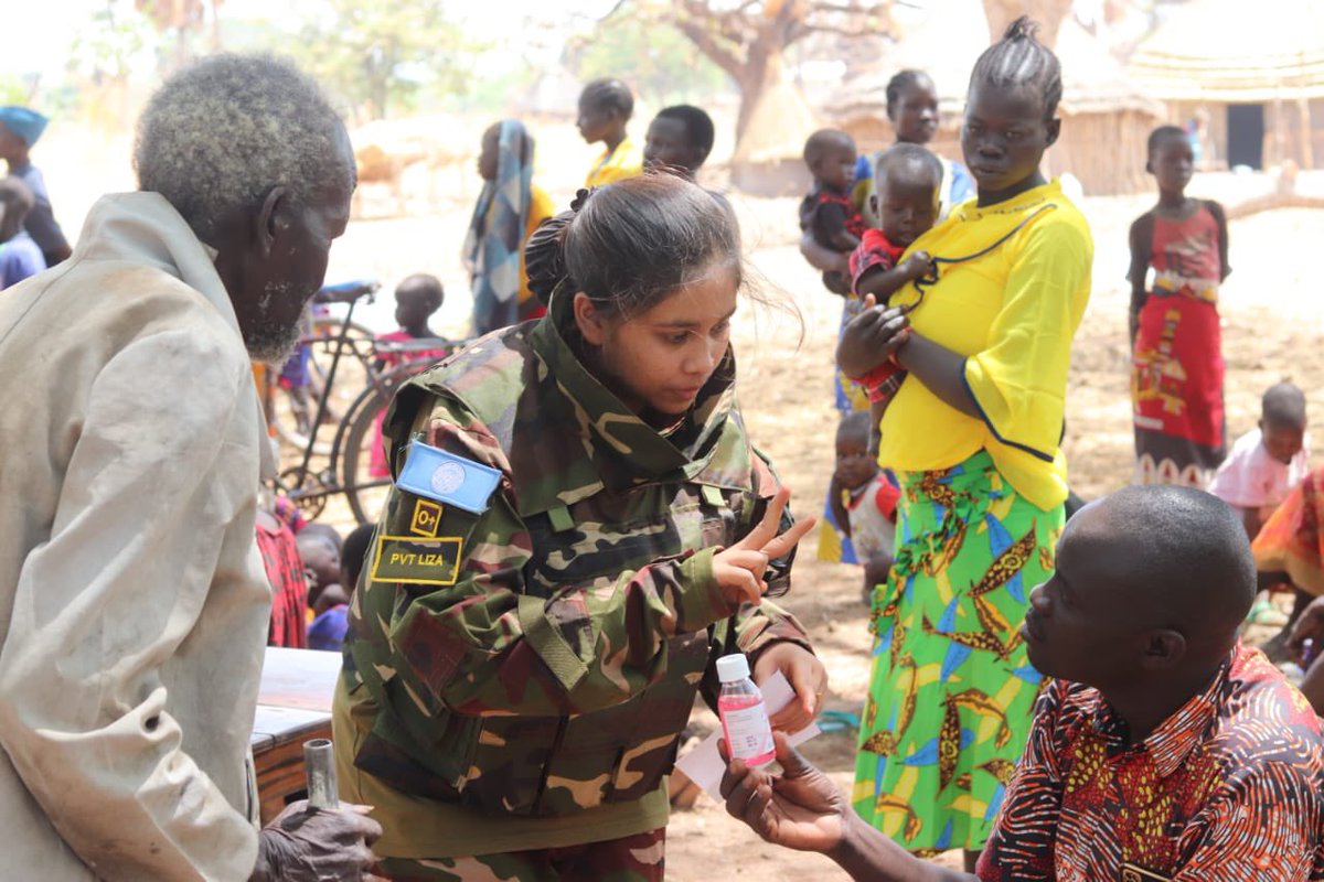 ashahab7434's tweet photo. #bangladesh female peacekeepers are doing some extraordinary CIMIC works in UNMISS. Keep it up #BANBAT6. 

#peacekeeping 
#unitednations https://t.co/3dorNSELqb