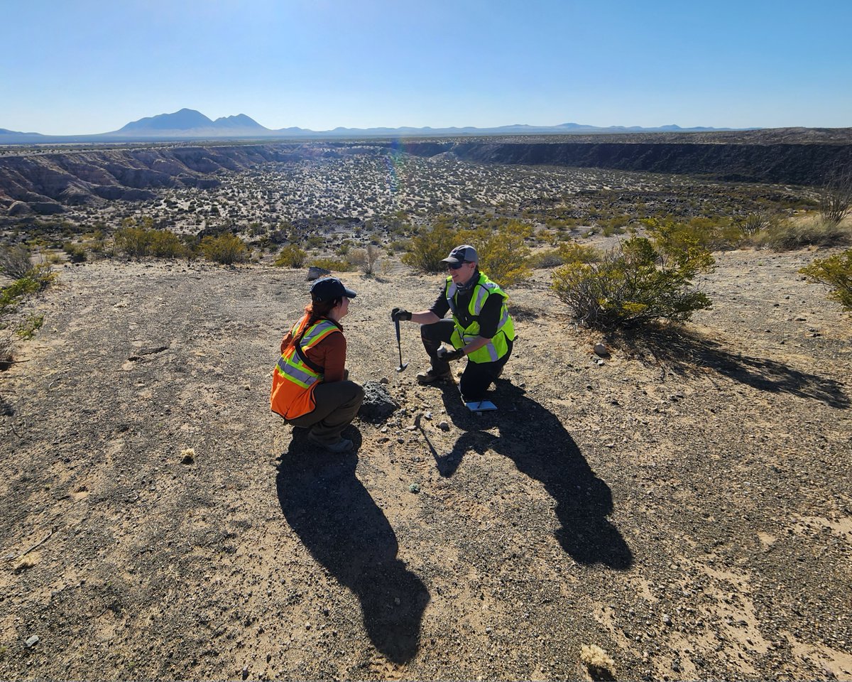 Hello from New Mexico! 👋
Before we go to the Moon with #Artemis, we practice on Earth. The RISE2 team has spent the past week simulating lunar surface EVAs (extravehicular activities) in Potrillo Volcanic Field. We’ll post notes from the field over the next few days. Stay tuned!