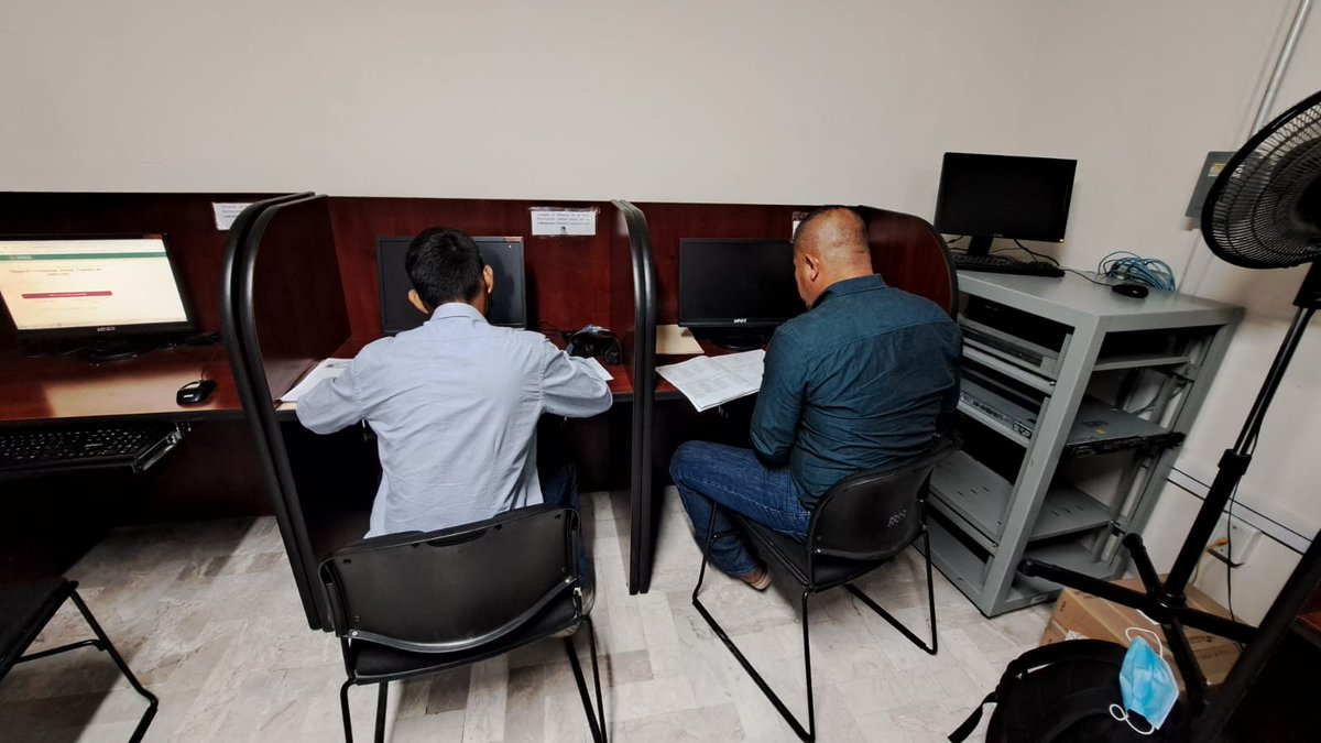 LiliaZalasar's tweet photo. Desde @AcnurMexico en #SLP trabajamos para que niños, adolescentes y adultos refugiados accedan a la educación, pues ésta les da más oportunidades y un cambio significativo a sus procesos de integración. Gracias @ieeaslp, @SEGESLP, @STPSSLP por todo su apoyo. https://t.co/o6VhvduNsx