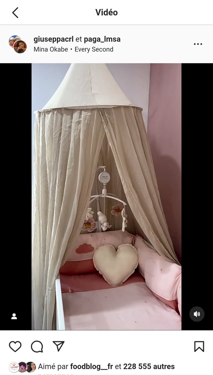 WantedAuntie's tweet image. #millajasmine c quoi ça ? 😂

Les autres dites rien! 

#giuseppa #paga