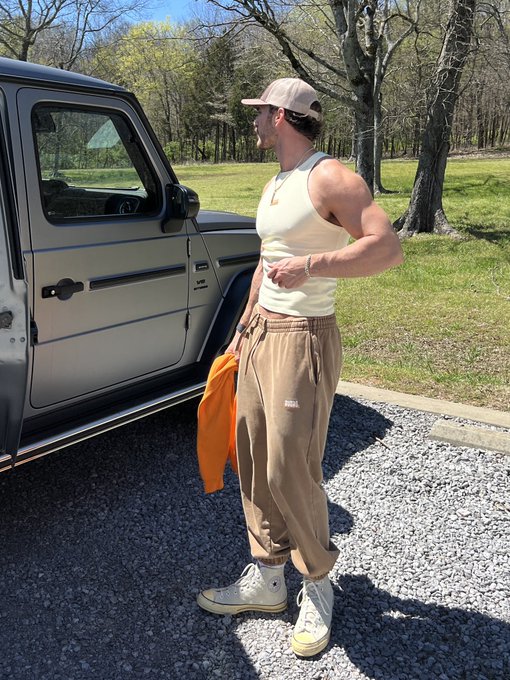 spring&rsquo;s sprung https://t.co/m8kJuEezKD<a href="/tag/happyfathersday"class="tags"><span>#happyfathersday</span></a>