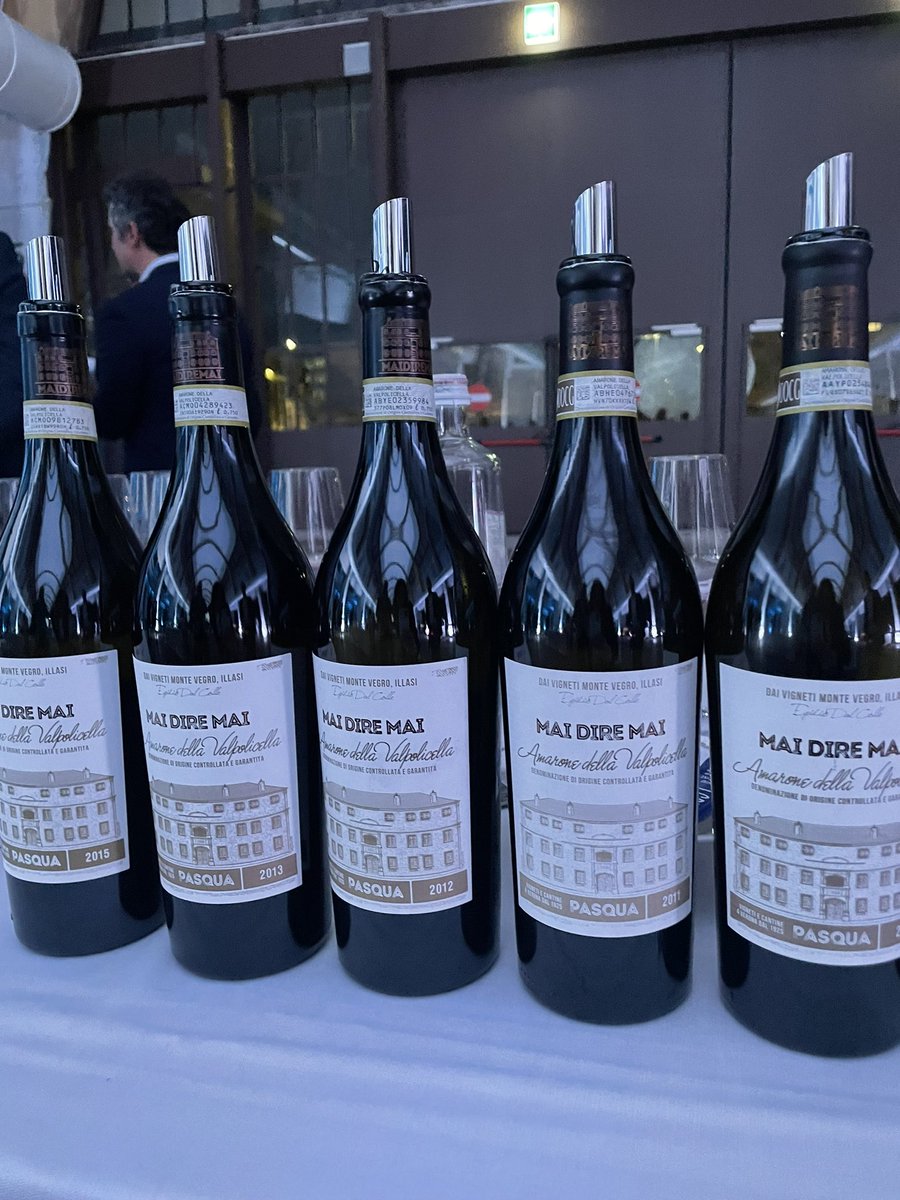 Mai Dire Mai 5 annate alla scoperta dei vitigni e di un territorio unico al mondo. Dall’annata 2015 al 2010 <a href="/PasquaWinery/">Pasqua Wines</a> #pasquawines #Vinitaly2023