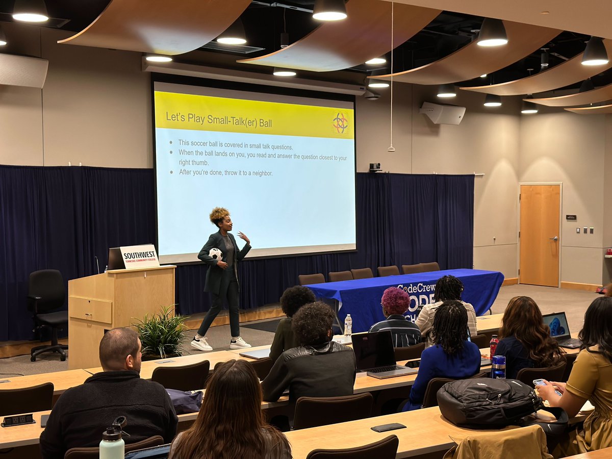 CodeSchoolMphs's tweet image. Excited to see the @NBAFoundation and @GrizzCommunity witness the talent and potential of our young coders in the Code Collective with @CodeSchoolMphs and The Collective Blueprint! #GritGrindCode #softwaredevelopers