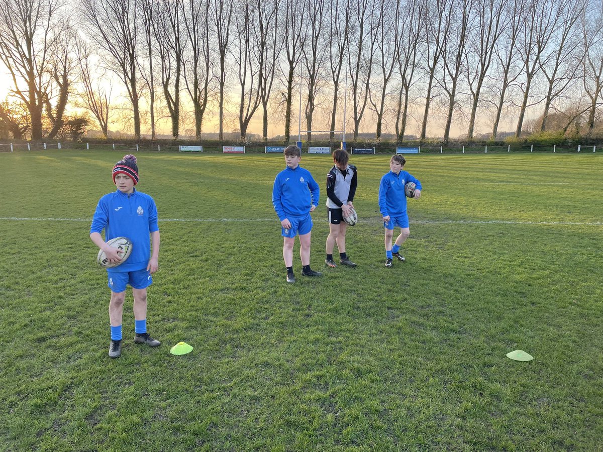 Easter holidays and still great numbers down tonight at our Monday elite sessions. ☀️👊🏻
#kurthaggertyeliterugbycoaching