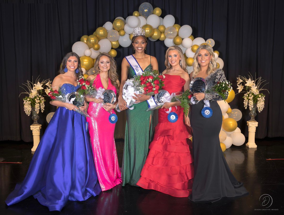 shaybwallace's tweet photo. Congrats to the amazing Top 5 at Miss Olive Branch this weekend.  4th - Maggie. 3rd - Caroline. 2nd - Massey-Kate. 1st - Larissa. Winner - Nyiah! @OBHSQuistors @TweetDCS_LHS @TweetDCS_CHHS https://t.co/SoTFuYKKCb