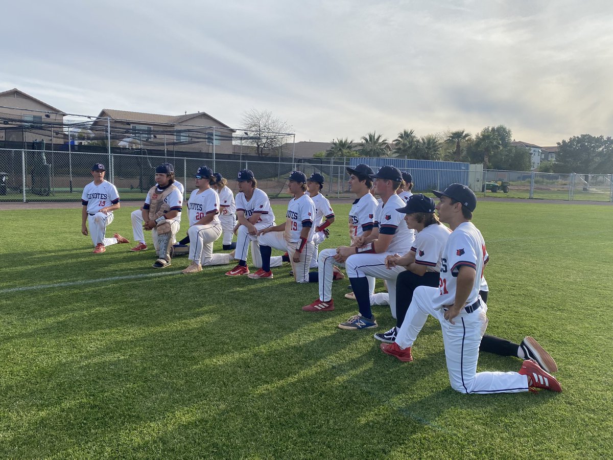 CeHSbball's tweet photo. Come spend your Monday afternoon with us! 
#CentennialCoyotes #CeHSAZ #YotesBaseball 

Varsity:
📅Today
🏟at Sunrise Mountain HS
⏰345 pm 

JVA 
📅Today
🏟at HOME
🆚 Sunrise Mountain HS 
⏰4 pm

JVB 
📅Today
🏟at HOME
🆚 Sunrise Mountain HS 
⏰2:30 pm https://t.co/wni67EQVFg