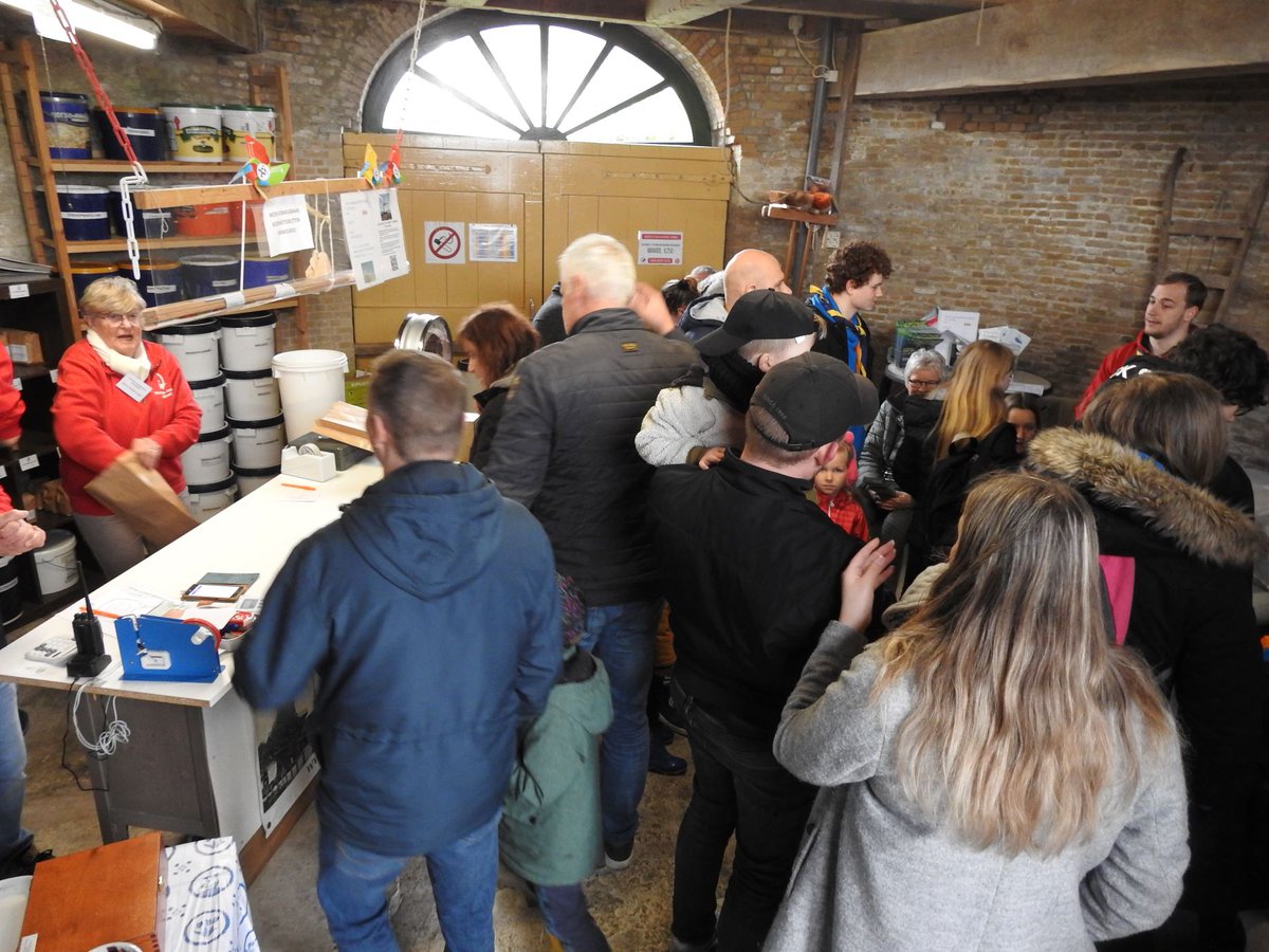 We kunnen terugkijken op een geslaagde <a href="/kom_in_de_kas/">Kom in de Kas | Hét grootste glastuinbouwevenement</a> 2023 <a href="/Boeren_Tuinders/">Boeren_Tuinders VP</a>  <a href="/OPVoornePutten/">OP Voorne-Putten</a> <a href="/Boerderij7berge/">Boerderijwinkel Zevenbergen - Zuidland</a> - lees verder op onze site dearend-zuidland.nl/2023/04/03/kom… #nissewaard #zuidland