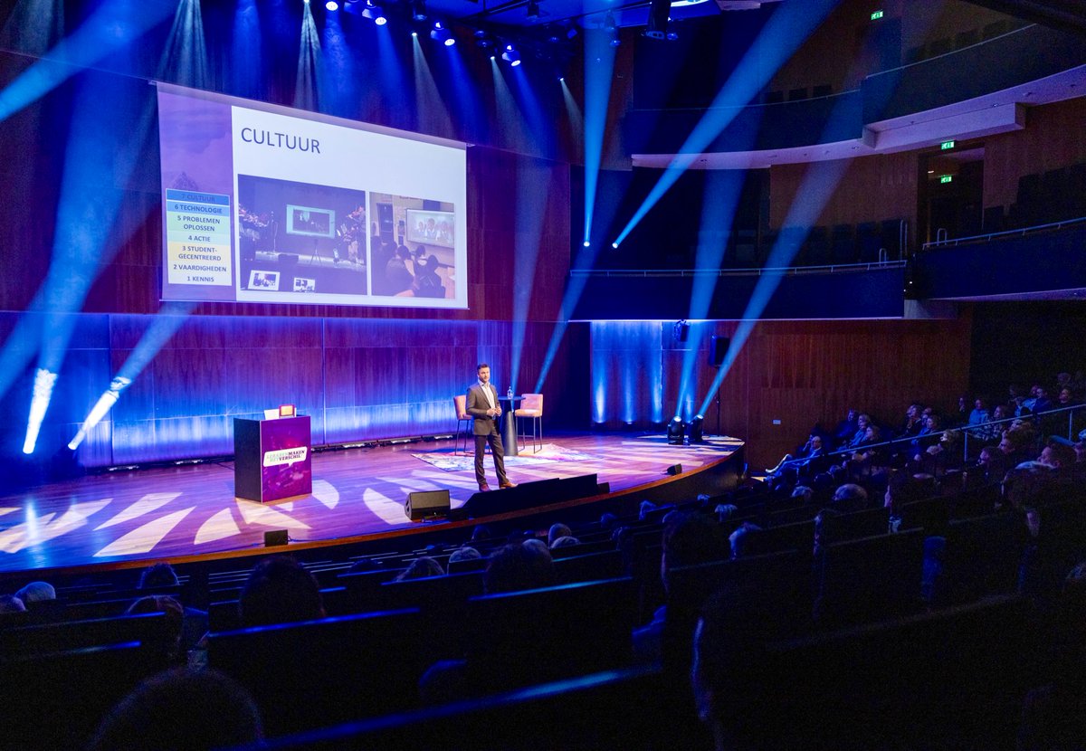 koentimmers's tweet photo. 7 steps to start teaching about sustainability. Keynote at #LMHV Utrecht, Netherlands. @TakeActionEdu #climateactionedu https://t.co/I8EIHaZ1P0
