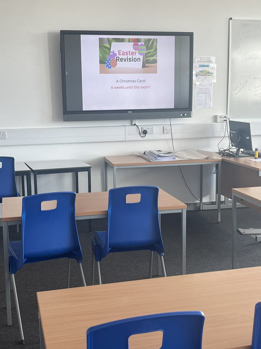 XCRobboX's tweet photo. A pleasure to host Year 11 Easter revision today focusing on key quotes, themes and of course exam technique. #revision #6weeksleft #literaturepaper1 https://t.co/9G3tfIdPXh