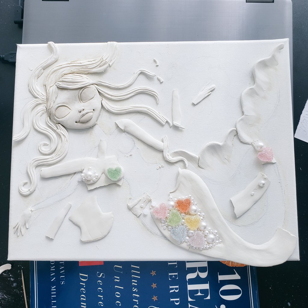 BeFairyCreative's tweet photo. In trial and error just to save anyone time @Crayola air dry clay maybe not best on canvas. Still great for sculpting though 🤗👍🏼 https://t.co/XKGXfGCWYP