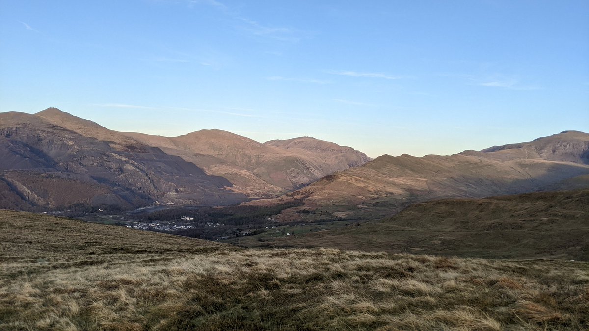 glynhudson's tweet image. Pretty cool to see am ID Buzz out in the wild (literally!) on my fell fell run this evening, stunning weather 😀#ElectricVan #Eryri