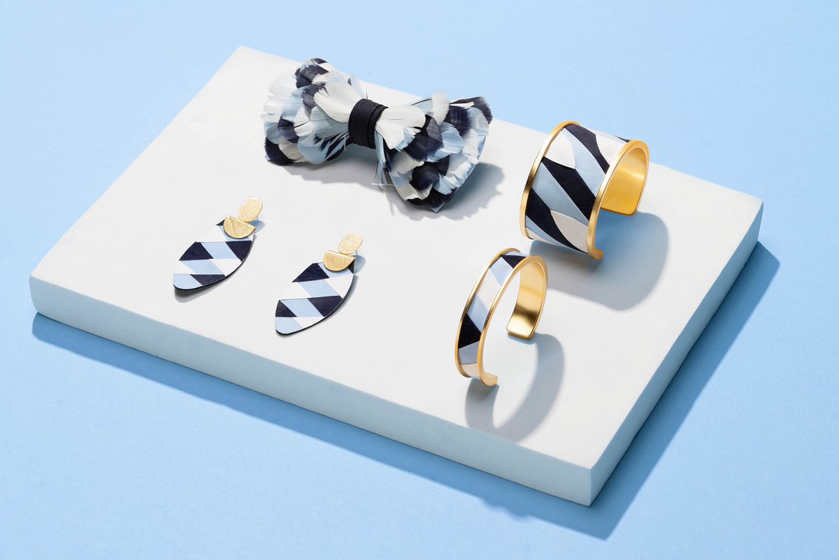 All New Hues of Blue - Available Now.

Shop our striking new women's accessories crafted to coordinate with the best-selling Summerall bow tie. brackish.com/collections/hu…