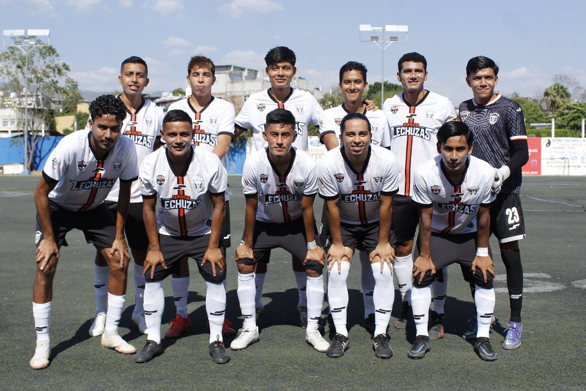 paco_jf's tweet photo. Sorpresa en Tuxtla Gutiérrez | UDS visitó el estadio Flor de Sospó y derrotó 3-1 a Lechuzas UPGCH, para mantener viva sus aspiraciones de una calificación a la liguilla de la @LigaTDP. @Terceramex @3ratv #futbol #Chiapas #ligatdp https://t.co/FKT4pYBpK2