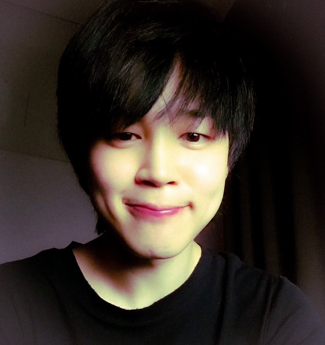 cafe_pjm's tweet photo. 040423 | على الرغم من أنه تم إنشاء المخطط منذ أكثر من ستون عامًا فجيمين هو الفنان الكوري المنفرد الأول والوحيد تصدرًا له تهانينا له ! https://t.co/Z8pDjMrsHp