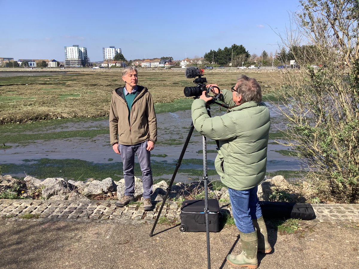 ProjectRaNTrans's tweet photo. In Holes Bay, Poole Harbour today with #Dan Franklin, @AnnesiaLamb & #JustinOwens filming the site challenges from high nutrients and rapid growth of seaweed algal mat.
Stay tuned to see the final cut...
#RaNTrans
#NutrientRemediation
#HabitatRestoration
#NaturebasedSoluition https://t.co/0XJoOfcetq