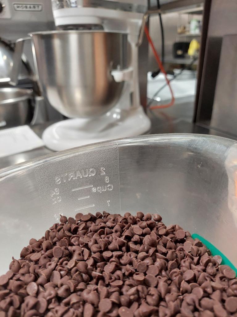 WatchBakery's tweet image. &quot;You&apos;re gonna need a bigger mixer.&quot; Thank you all for your Easter orders and for being amazing customers!! #cisforcookie #bakingeasterorders