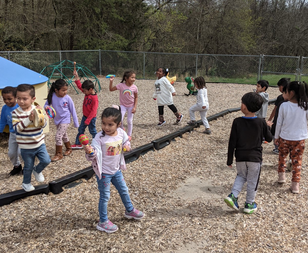 Sherri88198778's tweet photo. Moving our bodies on Music Monday to Celebrate the Week of the Young Child!!! @rhandrewselem https://t.co/Ep4Bqyaufz