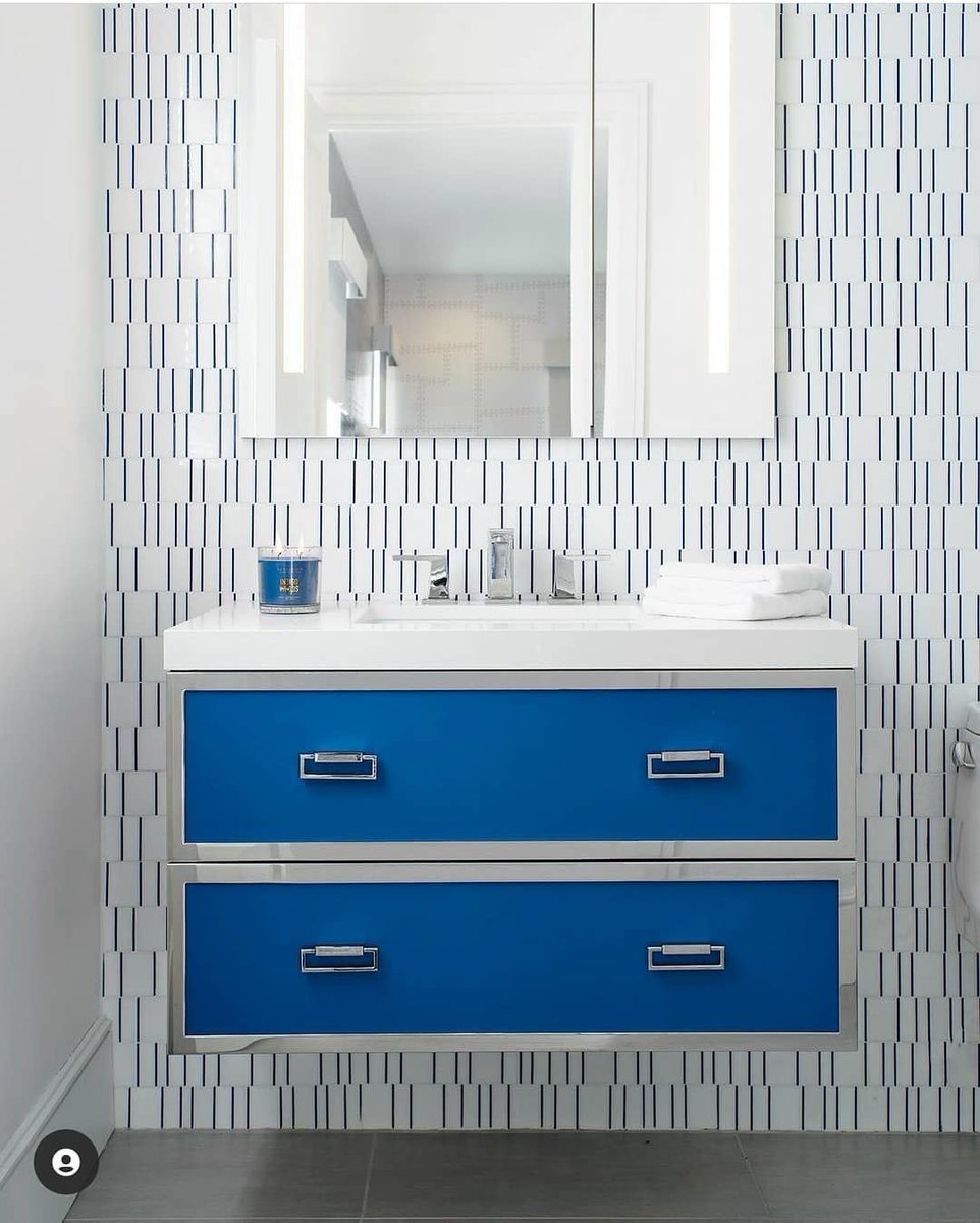 #Repost from <a href="/anewkb/">Anew Kitchen & Bath</a> "We are Kinda OBSESSED with this BLUE Boy's Bathroom by @sharondraznininteriors."

Thank you for sharing this gorgeous project featuring our Fusion™ LED Lighted Mirror. bit.ly/40WISOB