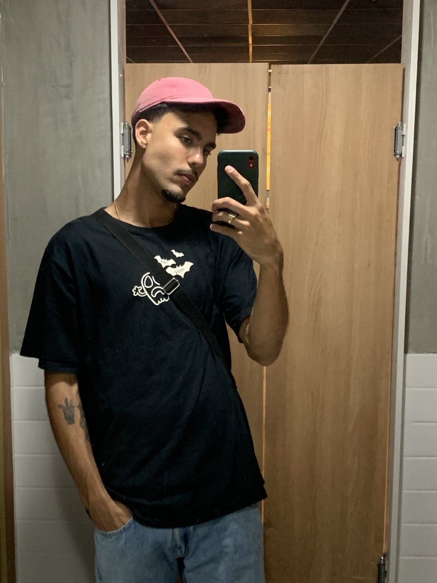 ogduardin's tweet photo. Escorpião com ascendente em câncer 

⚠️ https://t.co/TnxeQmx2ww