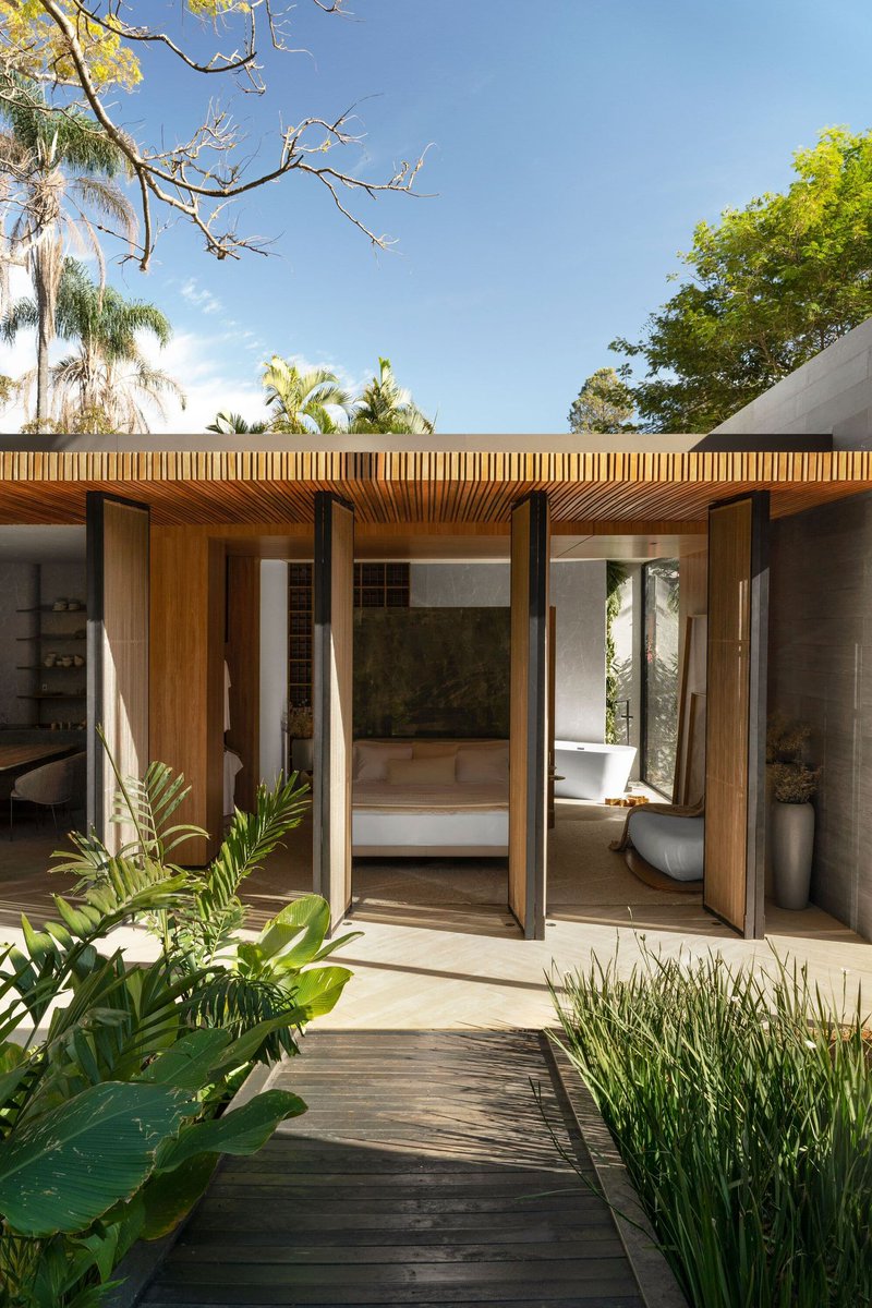Forever falling in love with the works of Brazilian architects.